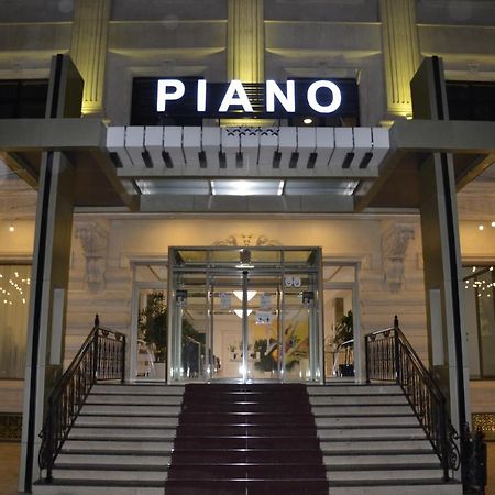 Piano Hotel Baku Exteriör bild